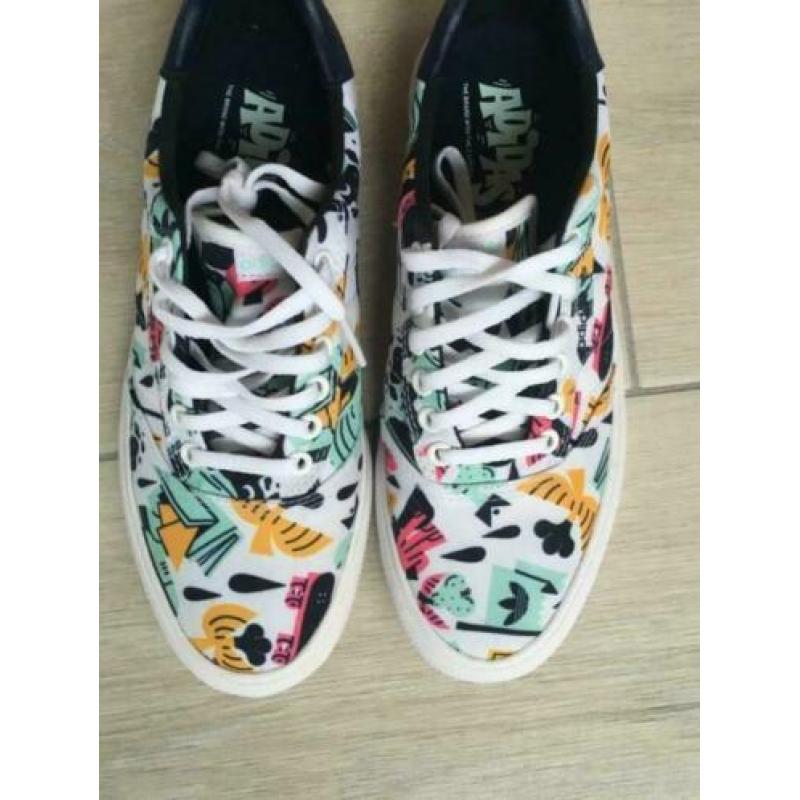 Nieuw ADIDAS dames schoenen,sneakers,gympen maat 41 1/3