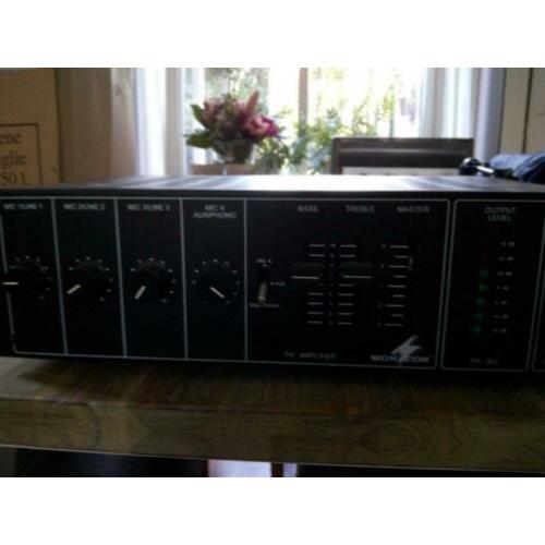 Monacor 100 volt (8ohm) versterker