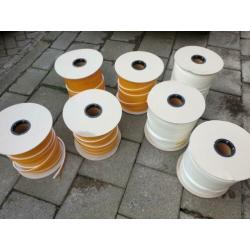 PE Foam Schuim Tape 1,5 cm 15 mm 0.6 mm +/_ 350 meter
