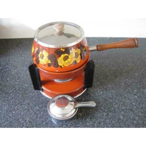 Fondue set ongeveer 50 jaar oud met 2 branders