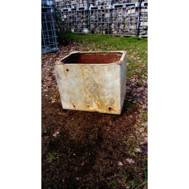 Industrial industriele metalen plantenbak blombakken vintage