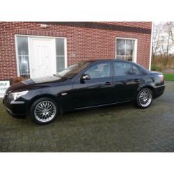 BMW 5-serie 523i Business Line
