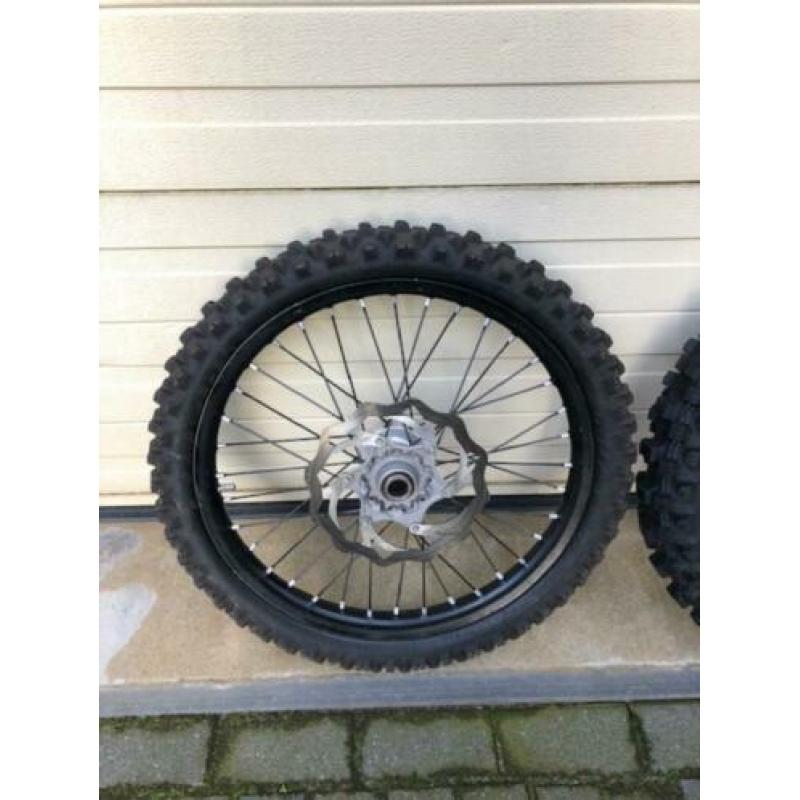 Cross wielen KTM 21 inch + 19 inch
