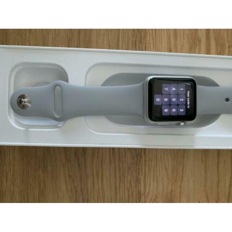 Apple Watch Sport 7000 series