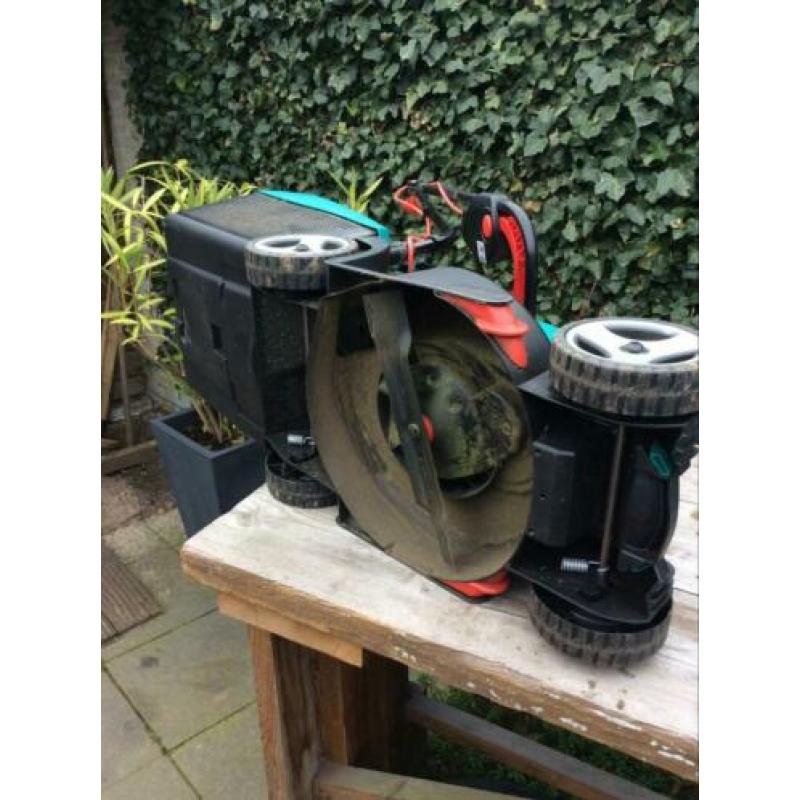 Elektrische grasmaaimachine