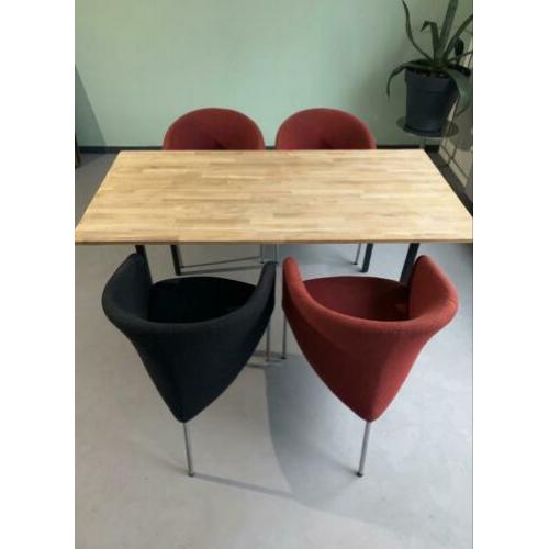 4 Castelijn eetkamerstoelen rood zwart wol stof design stoel