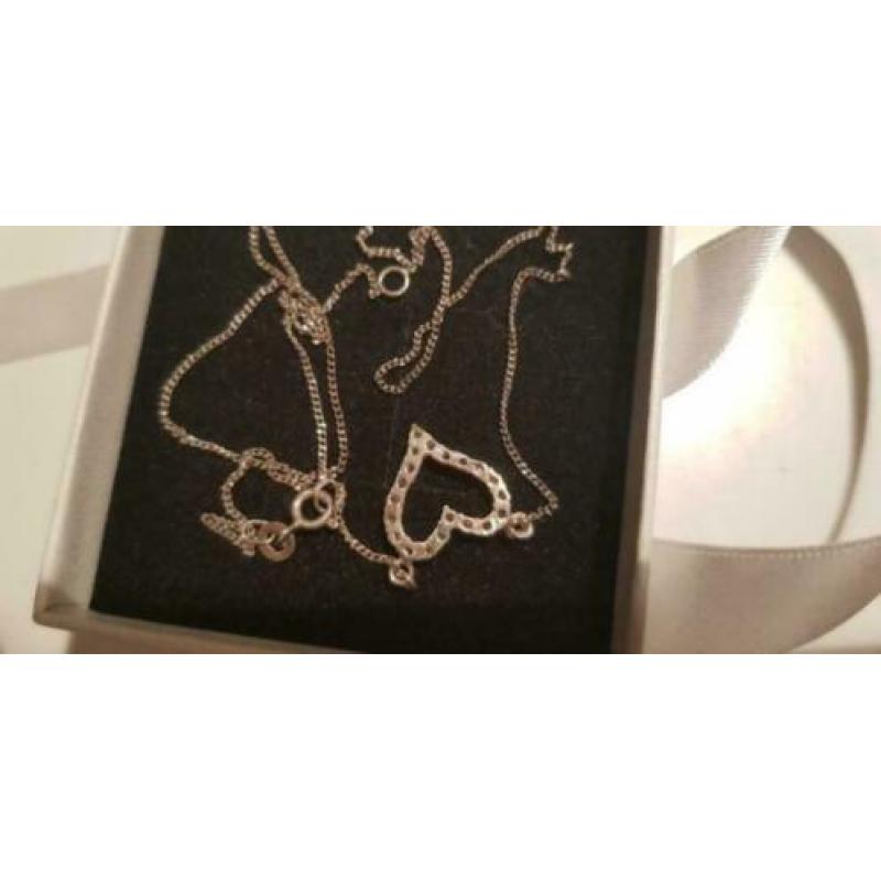 Zilveren ketting met hart en strass - nieuw