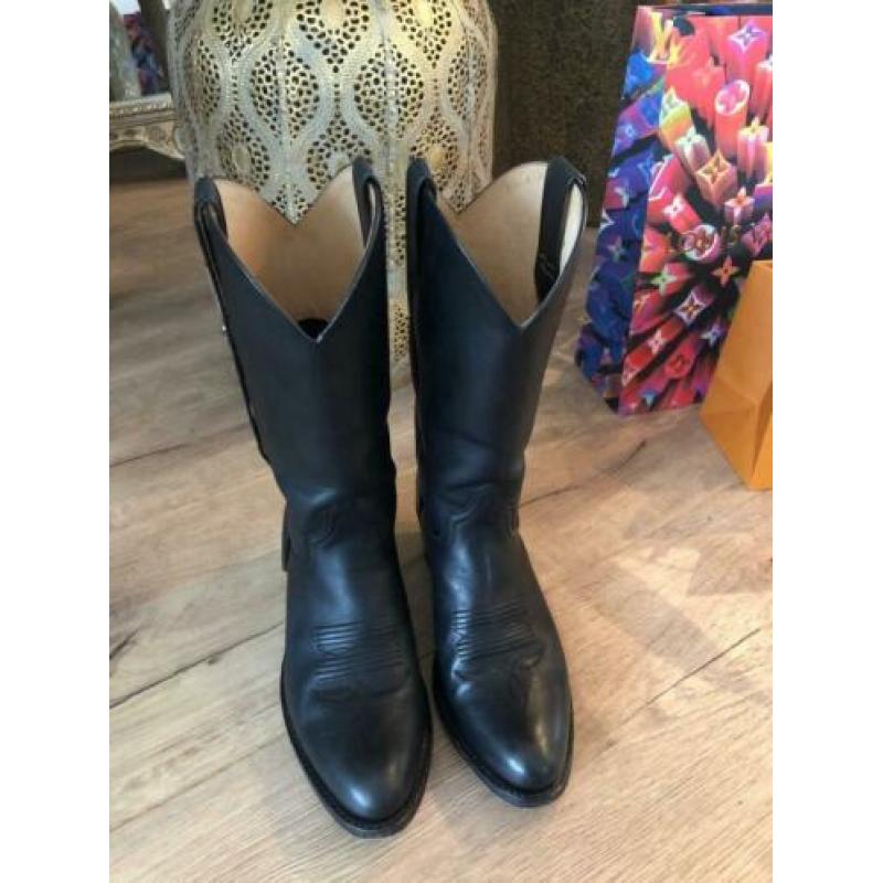 Sendra by gaudí black western boots