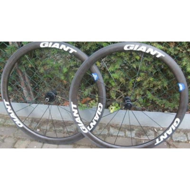 Giant SLR-0 full carbon tube wielen 42mm-30mm nieuwe