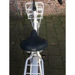 Te Koop Mooie Witte Cortina U4 !!!