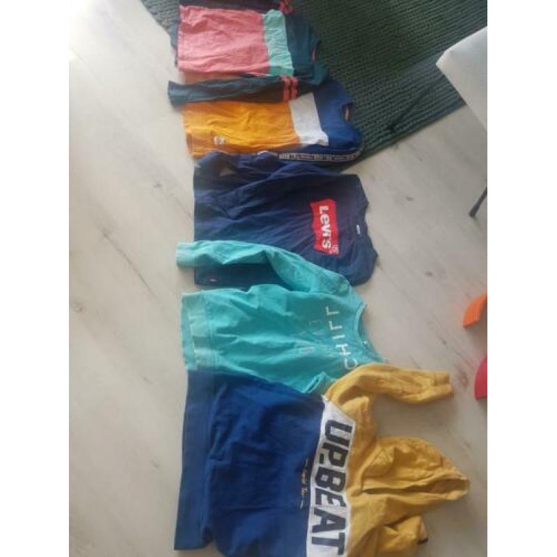 Retour, We, Levi's en Name It longsleeves en sweaters