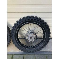 Cross wielen KTM 21 inch + 19 inch