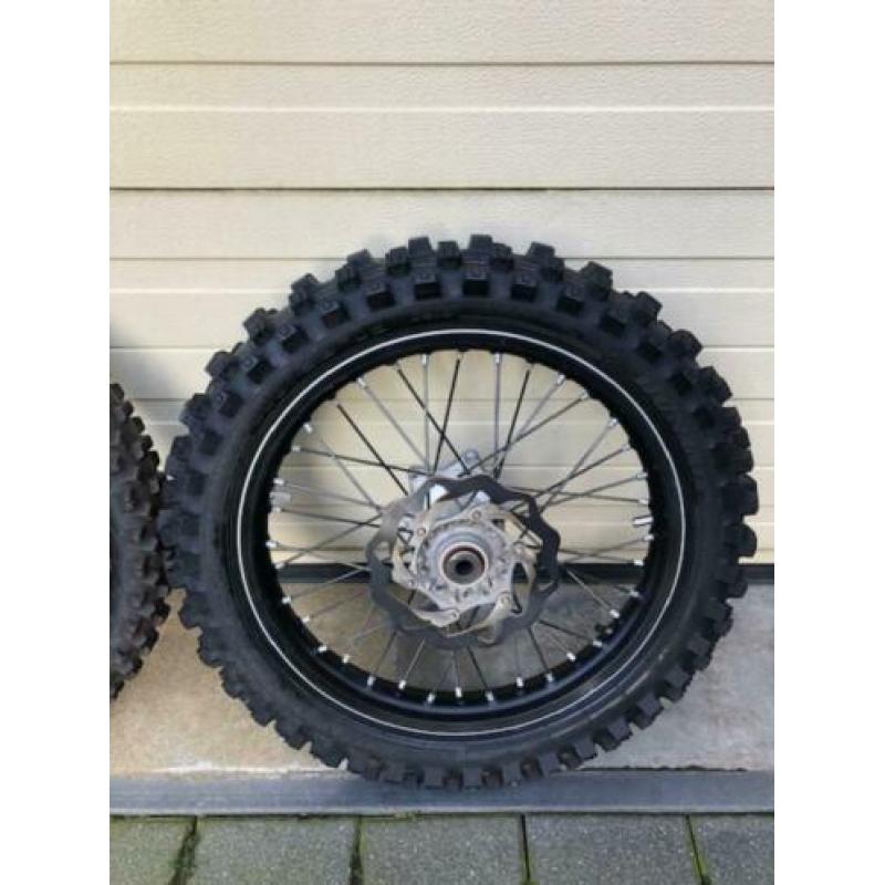 Cross wielen KTM 21 inch + 19 inch