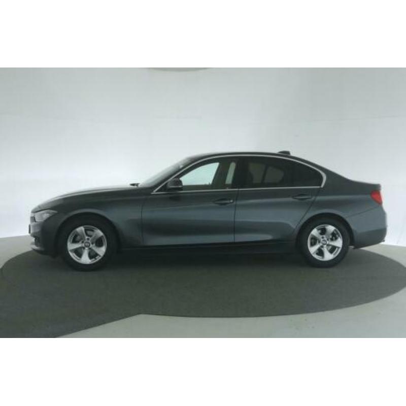 BMW 3 Serie 320i High Executive [ Navi Leder Xenon ]