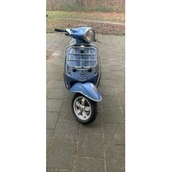 Vespa primavera