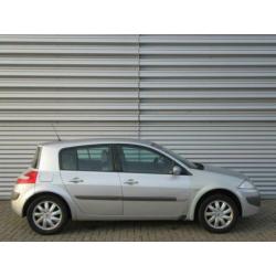 Renault Mégane 1.6-16V Dynamique Comfort | lpg | (bj 2006)