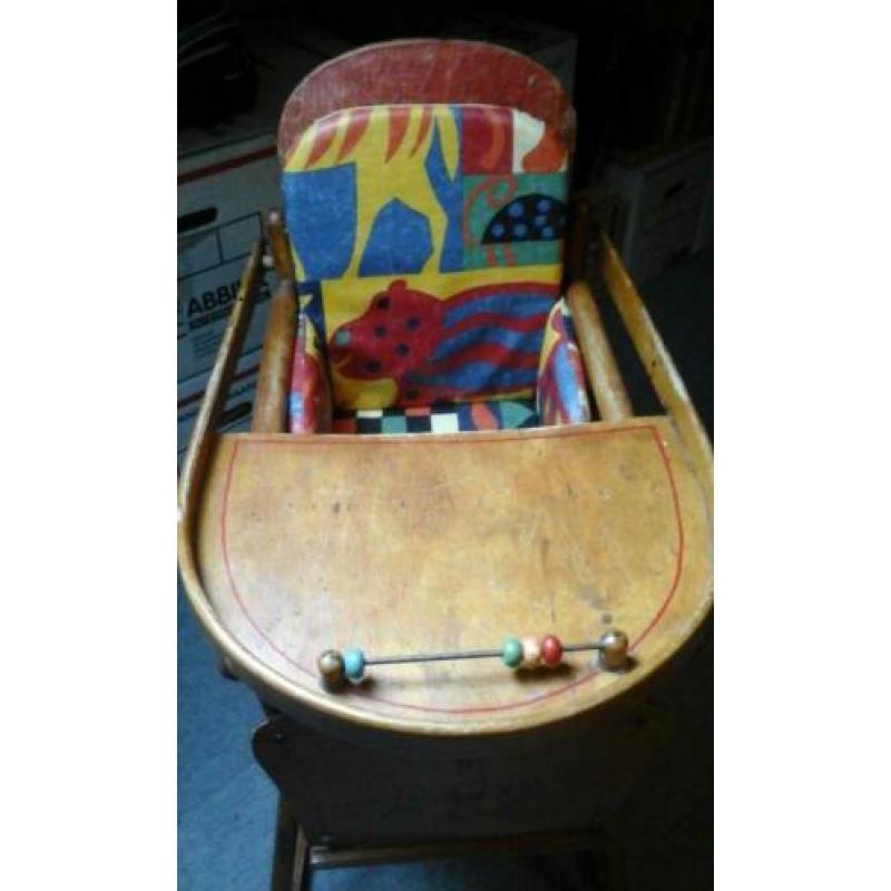 kinderstoel antiek