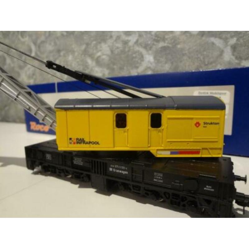 Strukton Ongevallen kraan met wagon met giek steun **Nieuw**