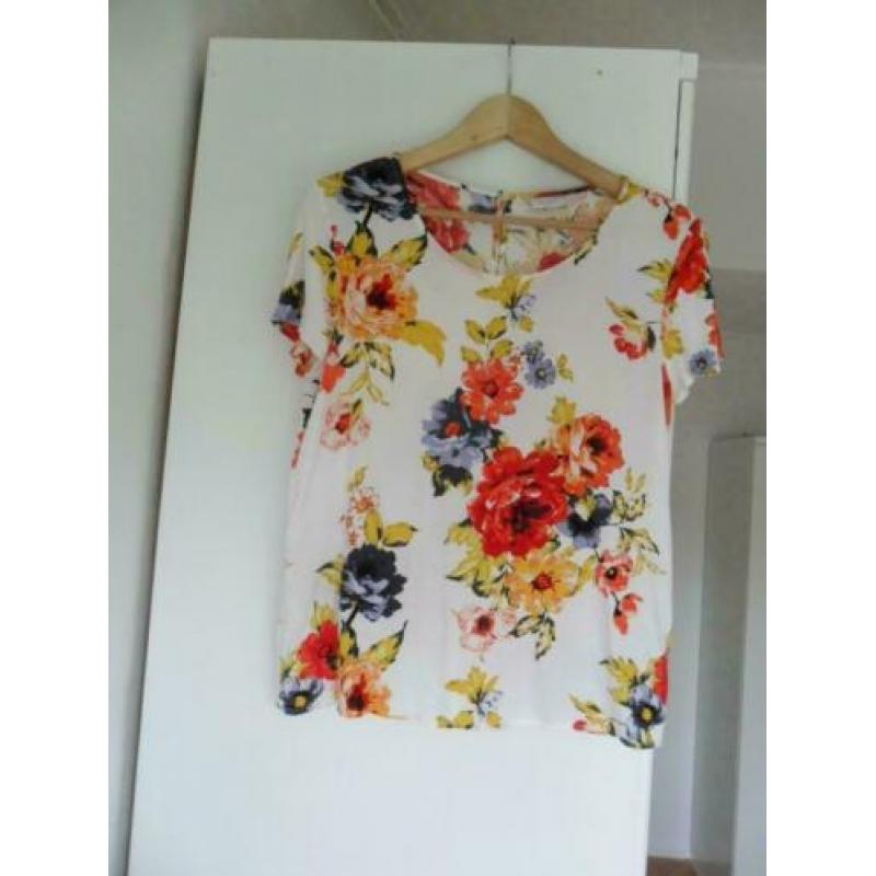 Vila / Zara blouse maat 36.