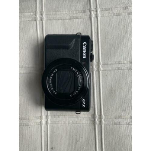 Canon G7X Mark II