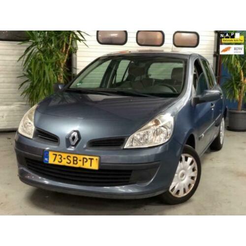 Renault Clio 1.2-16V Expression Facelift// Nw koppeling// Nw