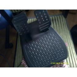 pc trustmaster ferrari stuur 2stuks