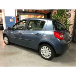 Renault Clio 1.2-16V Expression Facelift// Nw koppeling// Nw