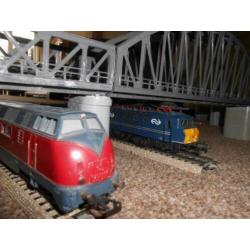 Marklin 7263 enz. een hele grote brug voor K en M rail en C