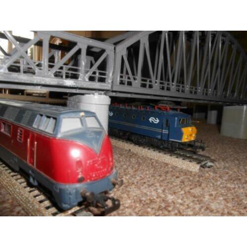 Marklin 7263 enz. een hele grote brug voor K en M rail en C