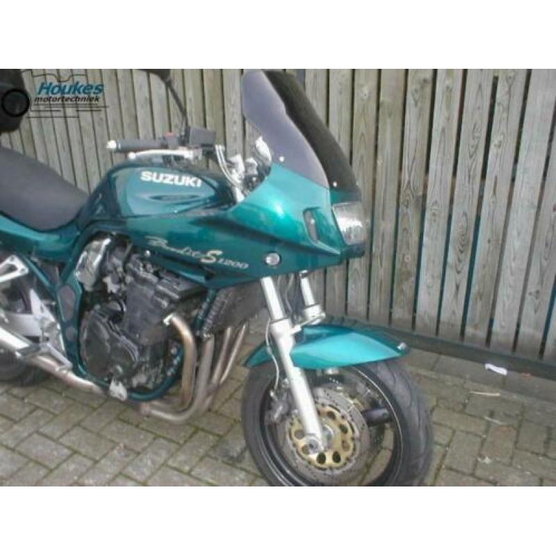 SUZUKI Bandit 1200S (bj 1996)