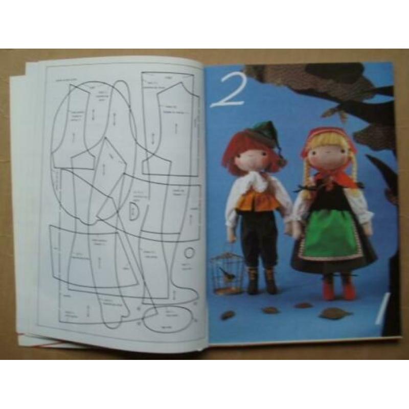 Die Masche Sprookjespoppen met alle patronen Nederlands boek