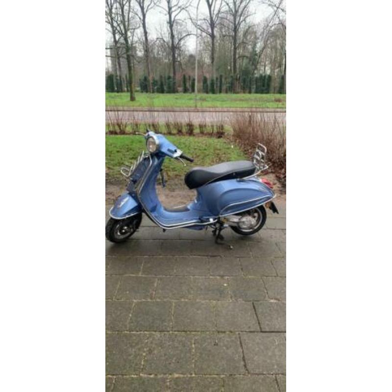 Vespa primavera