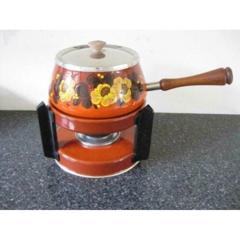 Fondue set ongeveer 50 jaar oud met 2 branders