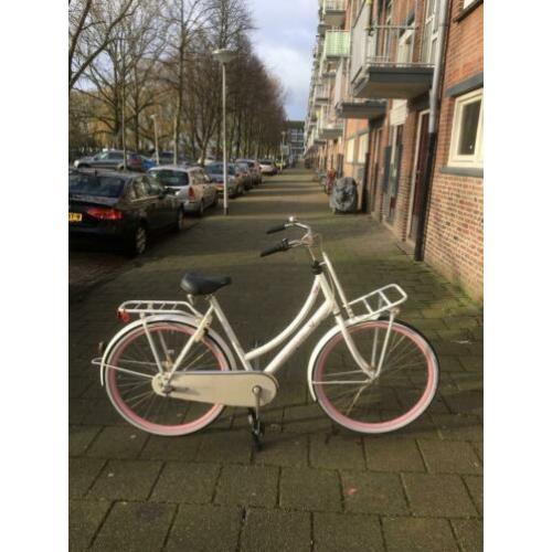 Te Koop Mooie Witte Cortina U4 !!!