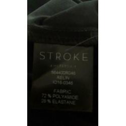 Stroke / Berry Tielens nieuwe kokerrok in travel mt S