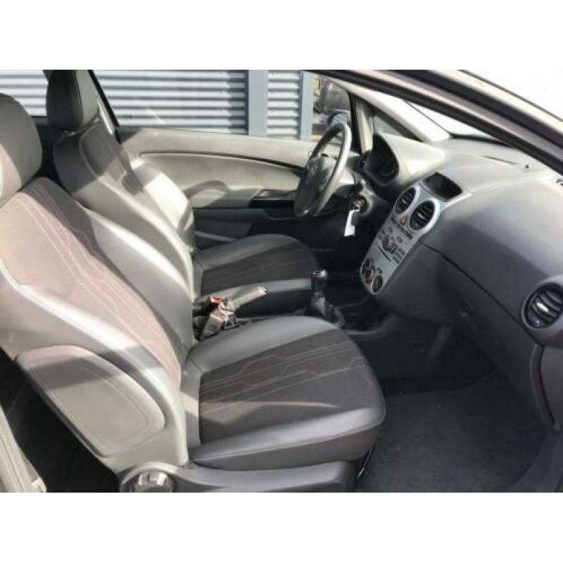 Opel Corsa 1.3 CDTi EcoFlex S/S Cosmo LICHTE SCHADE