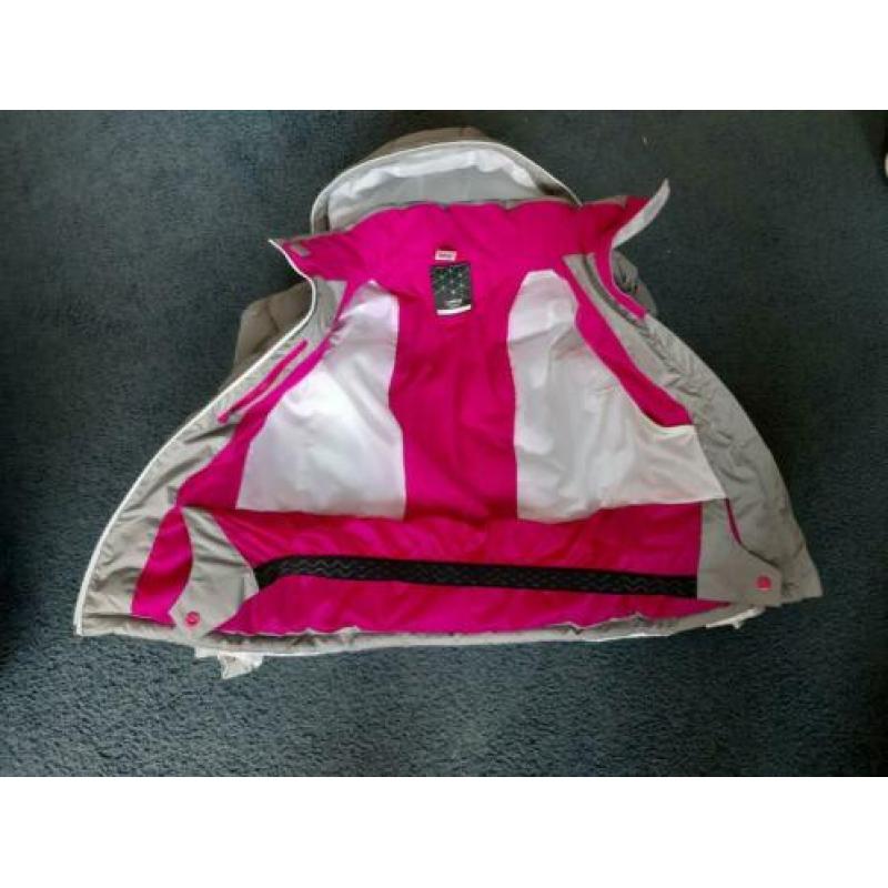 Ski jas en ski broek maat 134