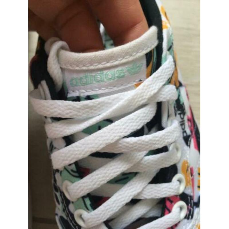 Nieuw ADIDAS dames schoenen,sneakers,gympen maat 41 1/3