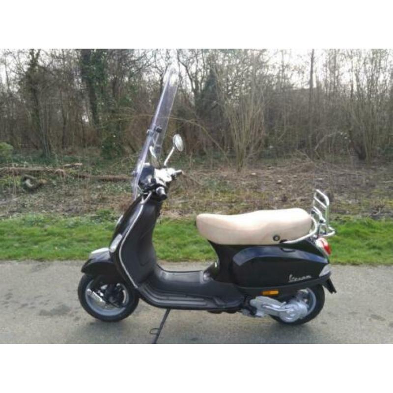 Vespa LX 50 4 takt 4v, Bromscooter, 15.000km, bouwjaar 2009