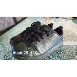 Mooie kinderschoenen voor maat en prijs zie foto.