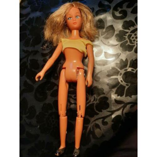 Vintage barbie hong kong