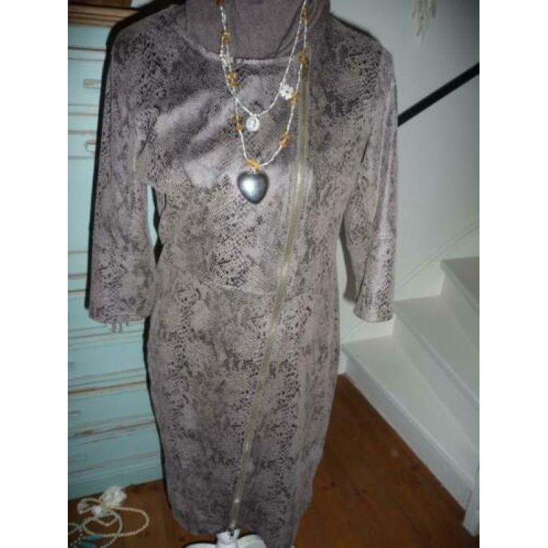 suedine print jurk maat l