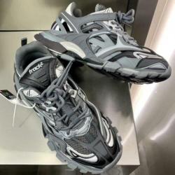 BALENCIAGA 'TRACK 2' - 35 t/m 45