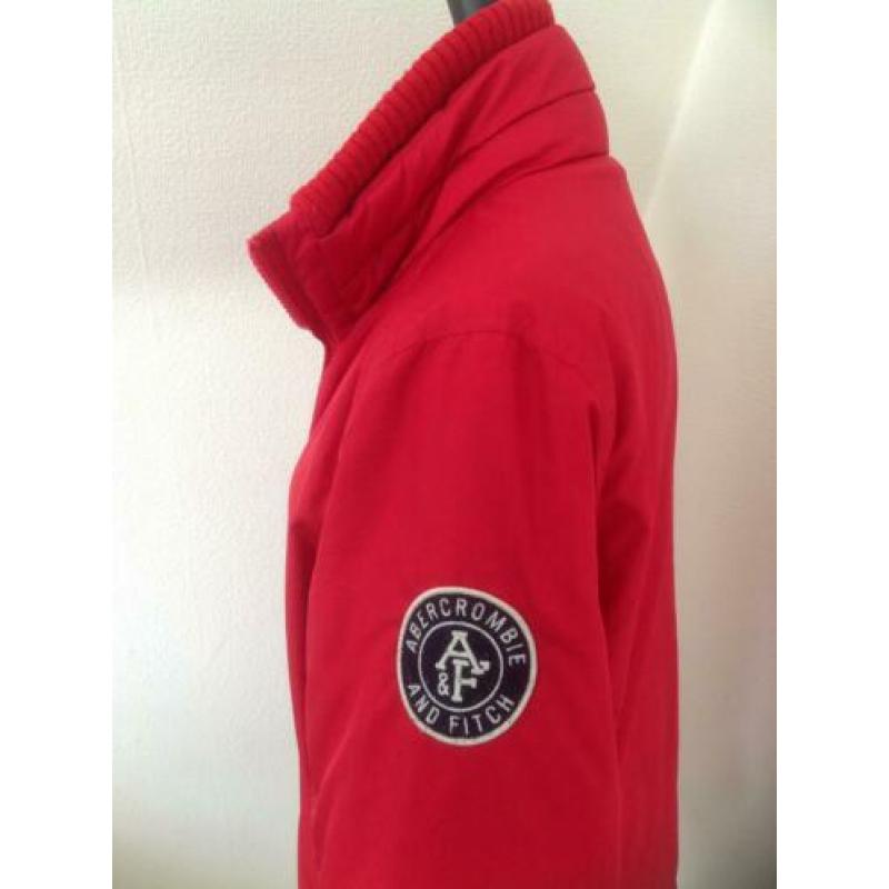 Abercrombie & Fith tussenjack. S