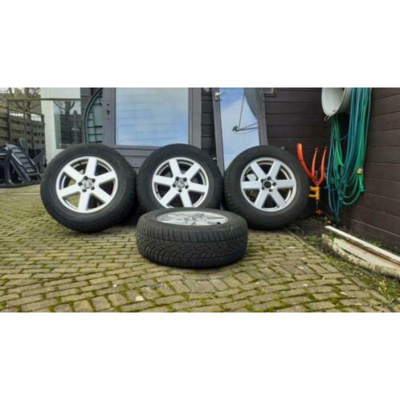 Volvo XC90 Borbet velgen 17 inch winterbanden