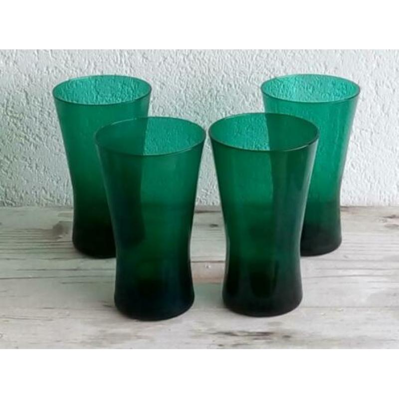 Antieke glazen Emerald