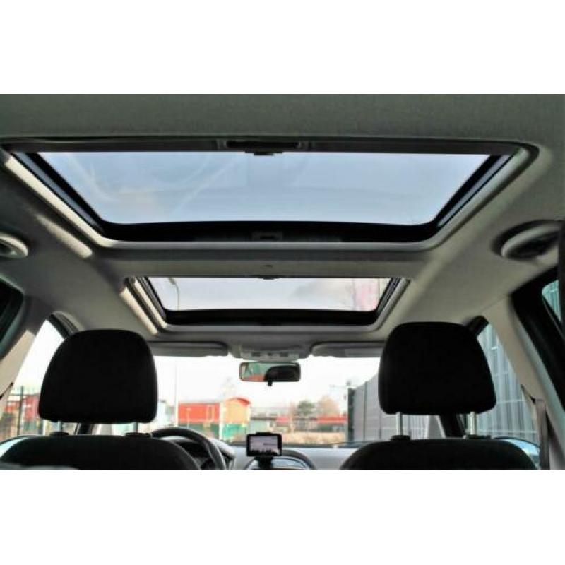 Fiat Punto Evo 1.3 M-Jet Lounge Panoramadak Navi Cruise Priv