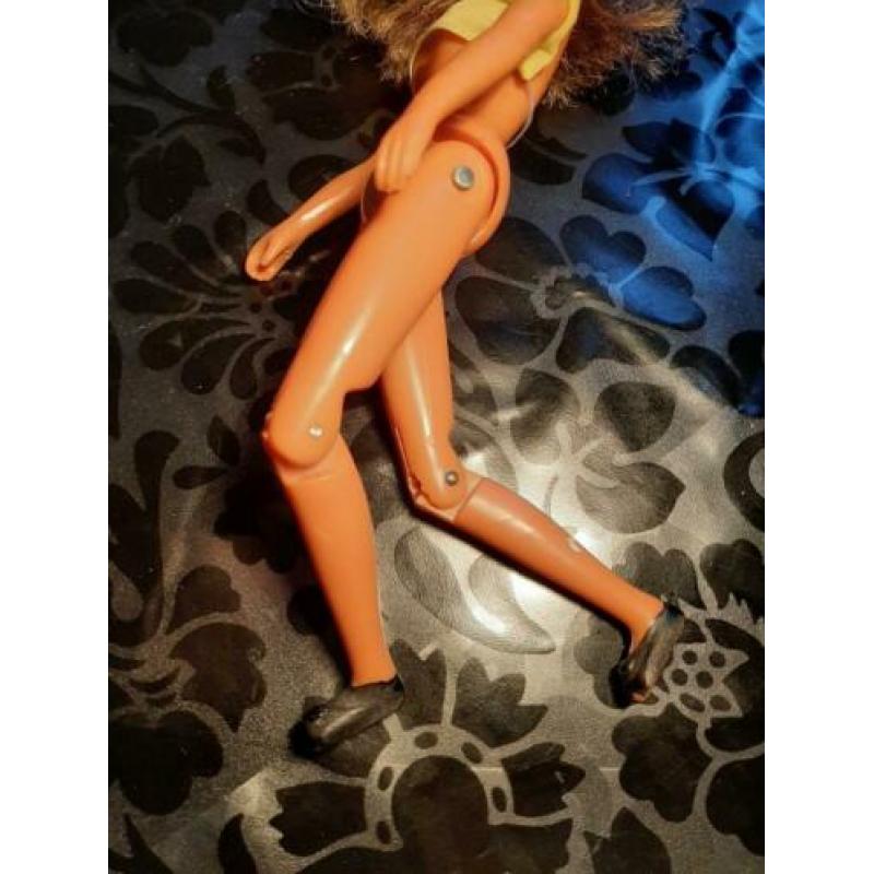 Vintage barbie hong kong