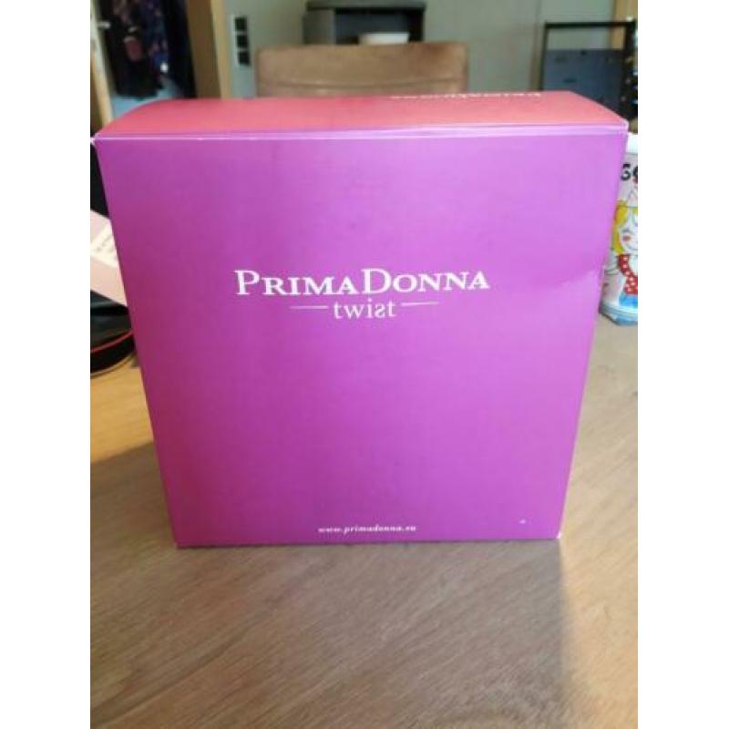 prima Donna twist
