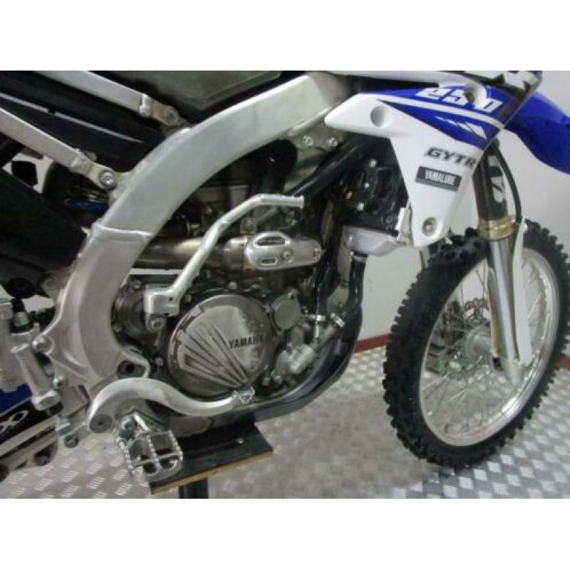 Yamaha WR250 F 2015 EFI 1852 km ! E-start ! (bj 2015)